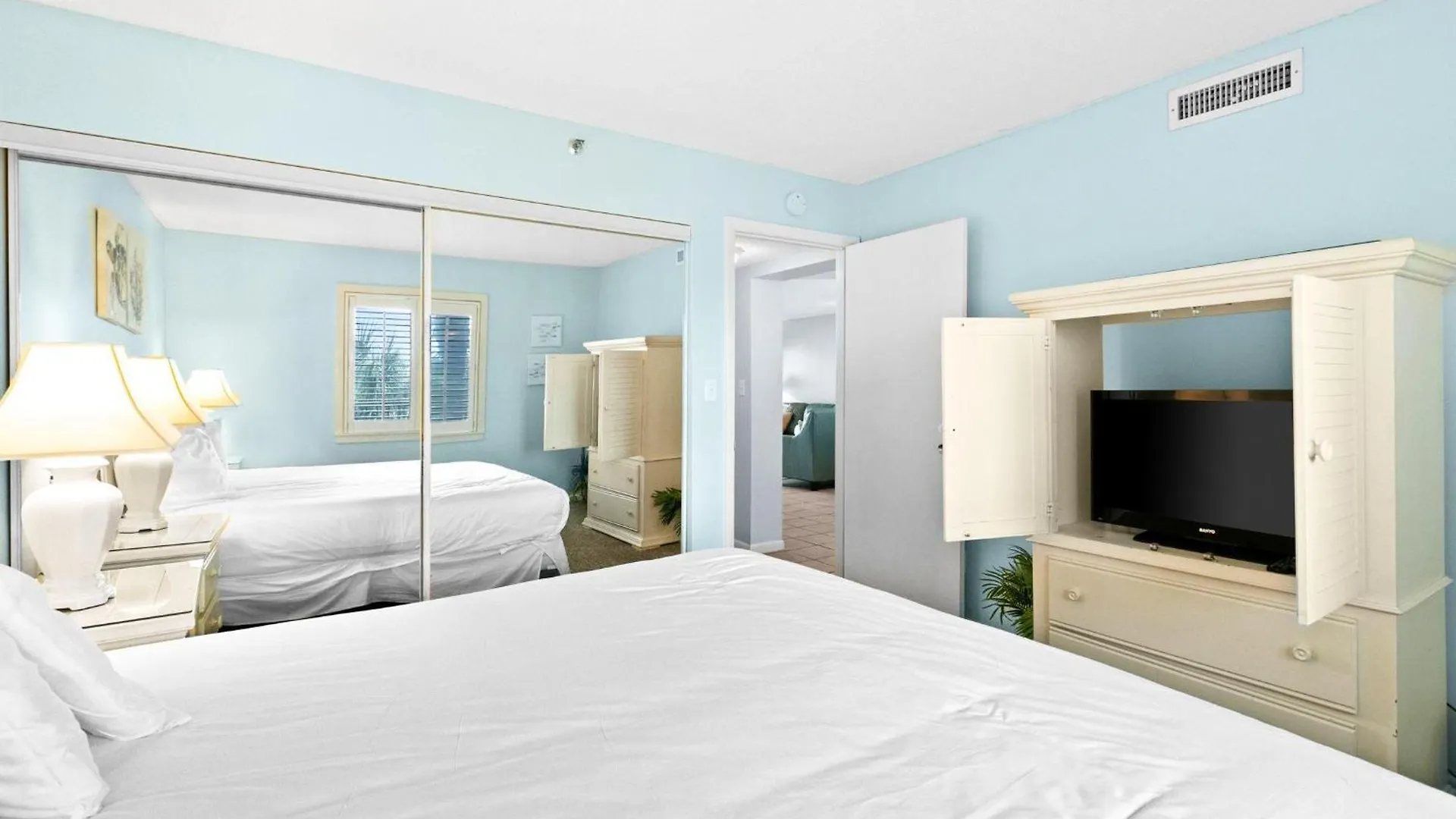 Emerald Towers 0302 Destin
