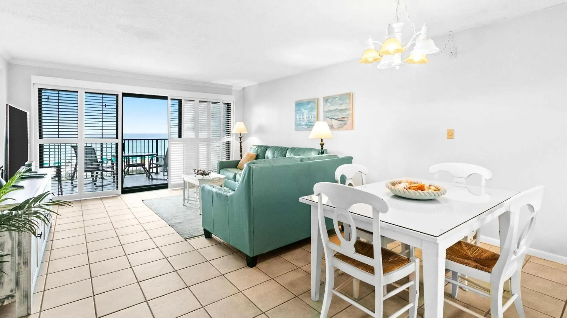 Emerald Towers 0302 Destin